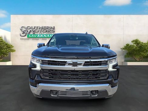 Used 2026 Chevrolet Silverado 1500 LT w/ Z71 Off-Road Package AWD/4WD image 8