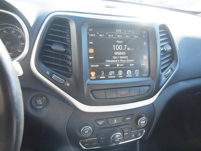 Used 2014 Jeep Cherokee Trailhawk w/ Comfort/Convenience Group AWD/4WD image 10
