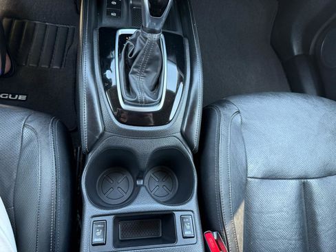 Used 2019 Nissan Rogue SL image 34