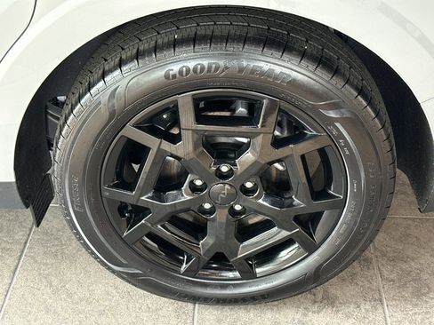 New 2026 Kia Carnival SX w/ SX Dark Edition Package image 28