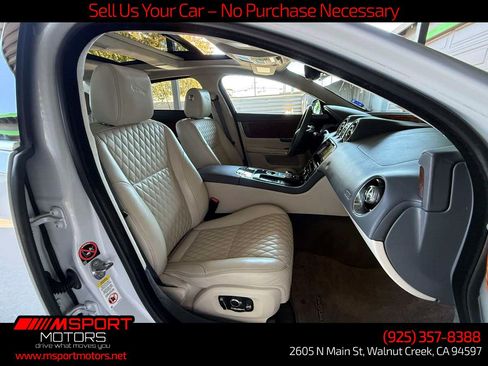 Used 2019 Jaguar XJ L Portfolio RWD image 14