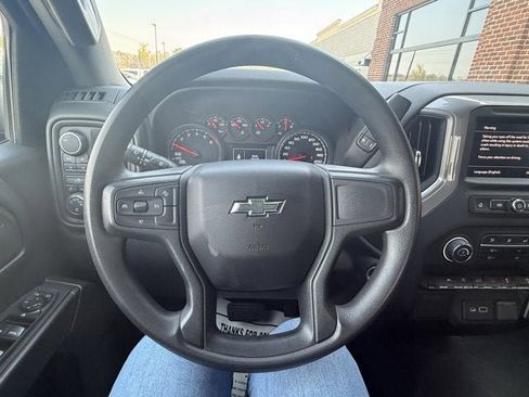 Used 2022 Chevrolet Silverado 1500 Custom Trail Boss image 24