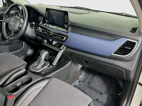 Used 2023 Kia Seltos S image 26