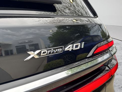 Used 2026 BMW X7 xDrive40i AWD/4WD image 6
