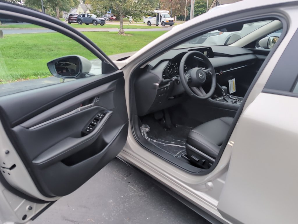 New 2026 MAZDA MAZDA3 2.5 S Sedan w/ Preferred Pkg FWD image 14