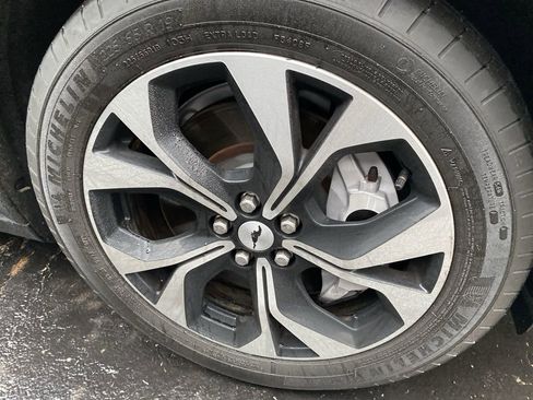 Used 2022 Ford Mustang Mach-E Premium image 2