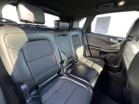 Used 2023 Ford Escape ST-Line image 25
