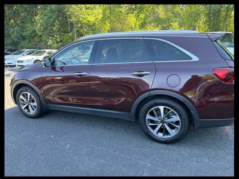 Used 2019 Kia Sorento EX FWD image 8