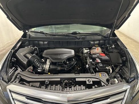 Used 2019 Cadillac XT5 Luxury image 40