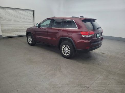Used 2019 Jeep Grand Cherokee Laredo AWD/4WD image 3