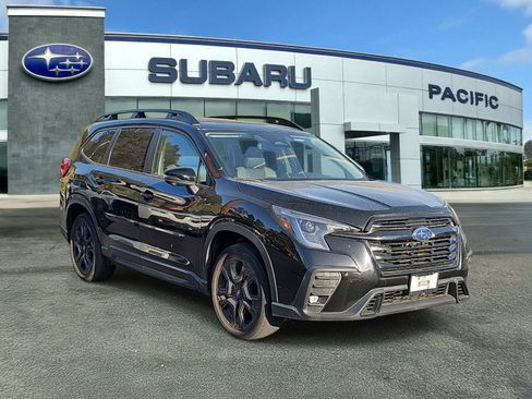 Used 2023 Subaru Ascent Onyx Edition Limited image 1