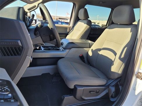 Used 2022 Ford F250 XLT w/ XLT Premium Package image 8