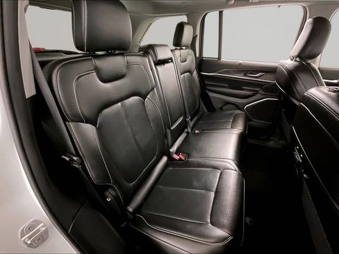 Used 2022 Jeep Grand Cherokee Limited 4xe w/ Luxury Tech Group II image 21