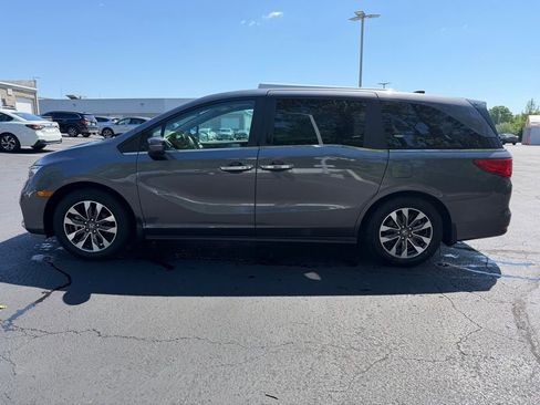 Used 2024 Honda Odyssey EX-L image 10