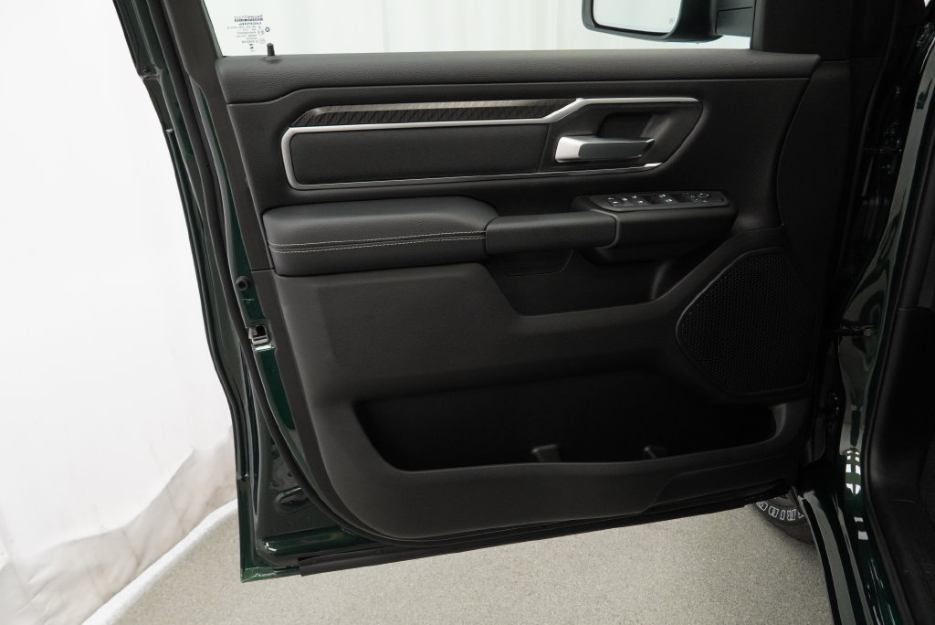 New 2026 RAM 1500 Big Horn AWD/4WD image 27