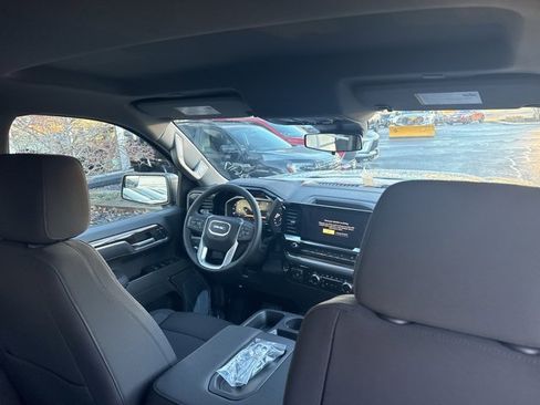 New 2026 GMC Sierra 1500 Elevation image 32