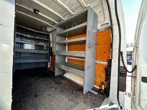 Used 2018 Nissan NV 3500 SV w/ Navigation Package image 30