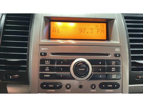 Used 2008 Nissan Sentra 2.0 SL FWD image 13