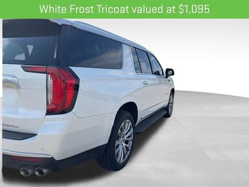 Used 2022 GMC Yukon XL Denali AWD/4WD image 6