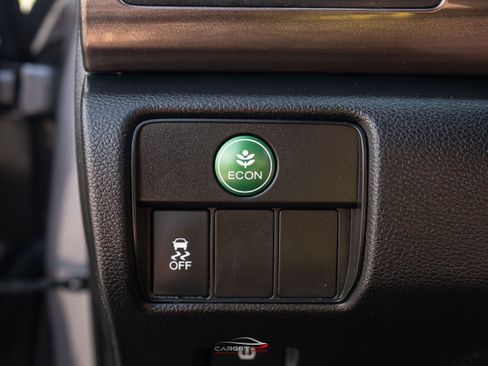 Used 2017 Honda Accord EX image 33