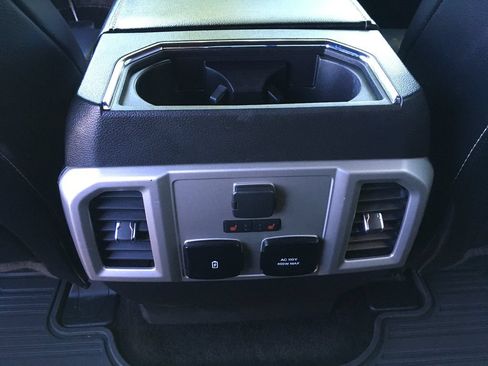 Used 2018 Ford F150 Lariat w/ Equipment Group 502A Luxury AWD/4WD image 27