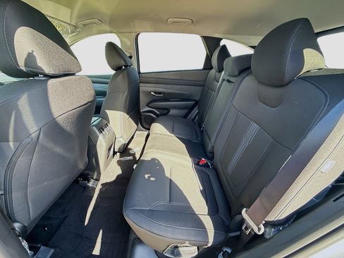 New 2026 Hyundai Tucson SEL image 18