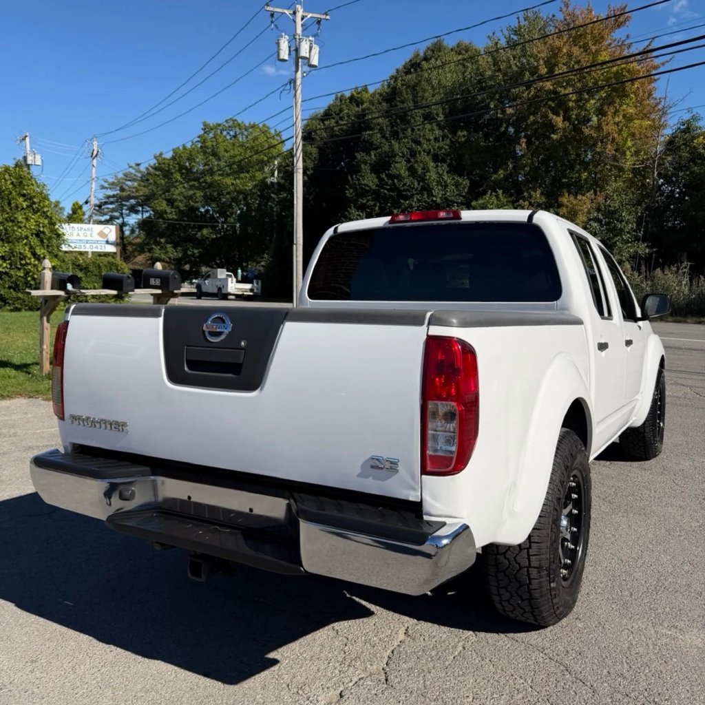 Used 2008 Nissan Frontier SE w/ SE Value Truck Pkg RWD image 10