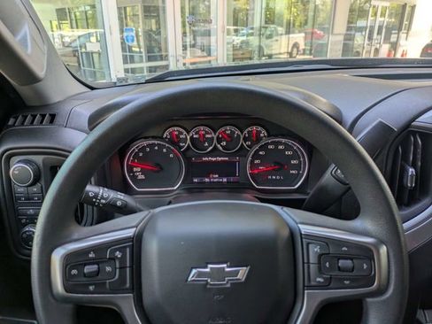Used 2022 Chevrolet Silverado 1500 Custom Trail Boss w/ Safety Confidence Package AWD/4WD image 27
