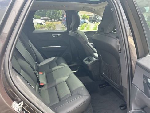 Certified 2025 Volvo XC60 B5 Plus AWD/4WD image 13