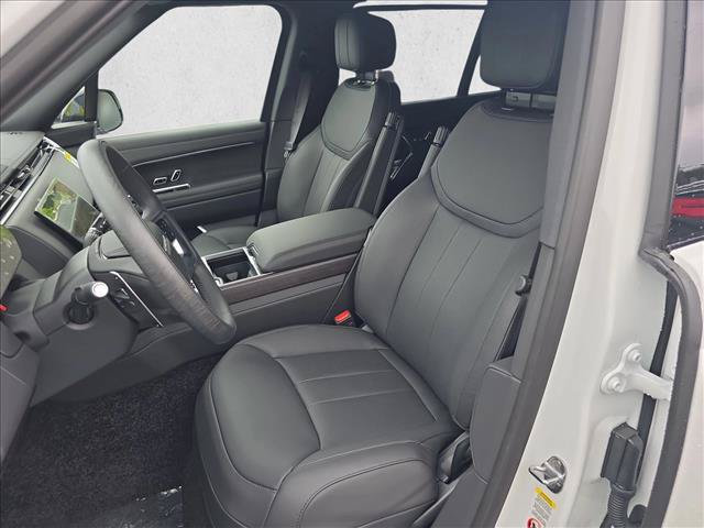 New 2026 Land Rover Range Rover Long Wheelbase SE AWD/4WD image 15