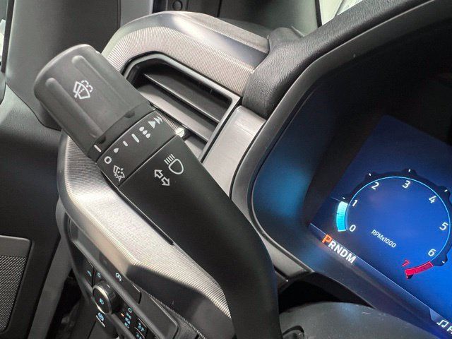 Used 2025 Ford F150 Lariat AWD/4WD image 29