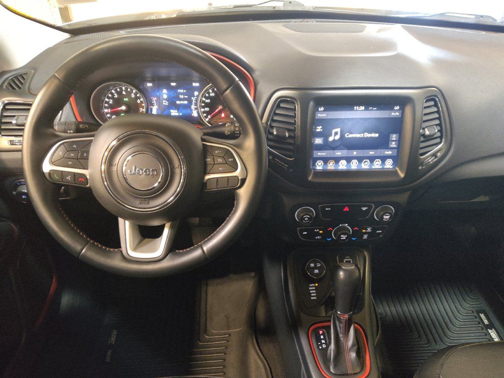 Used 2018 Jeep Compass Trailhawk AWD/4WD image 22