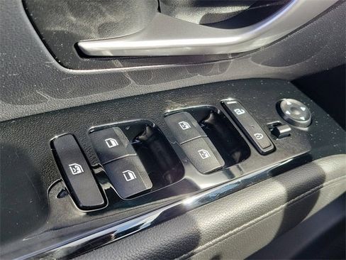 Certified 2023 Hyundai Tucson Limited w/ Cargo Package image 15