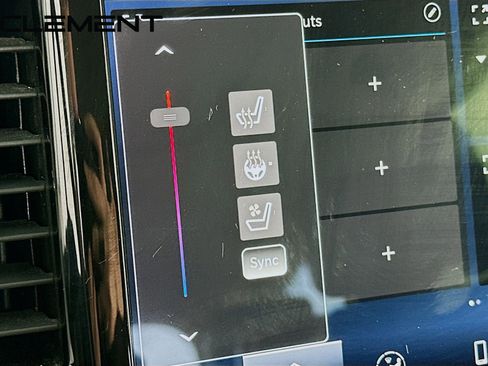 Used 2023 Chrysler Pacifica Limited image 23