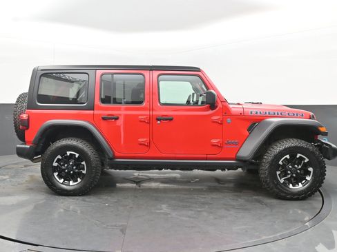 Used 2024 Jeep Wrangler Unlimited Rubicon 4xe image 10