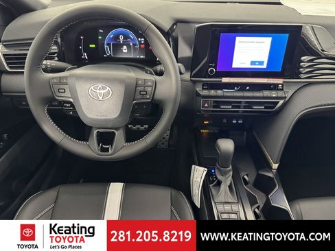 New 2026 Toyota Camry Hybrid image 8