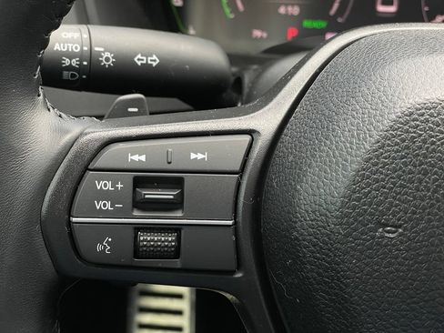 Used 2025 Honda Accord Sport image 15