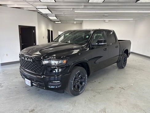 New 2026 RAM 1500 Big Horn AWD/4WD image 3