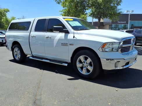 Used 2017 RAM 1500 Big Horn RWD image 7