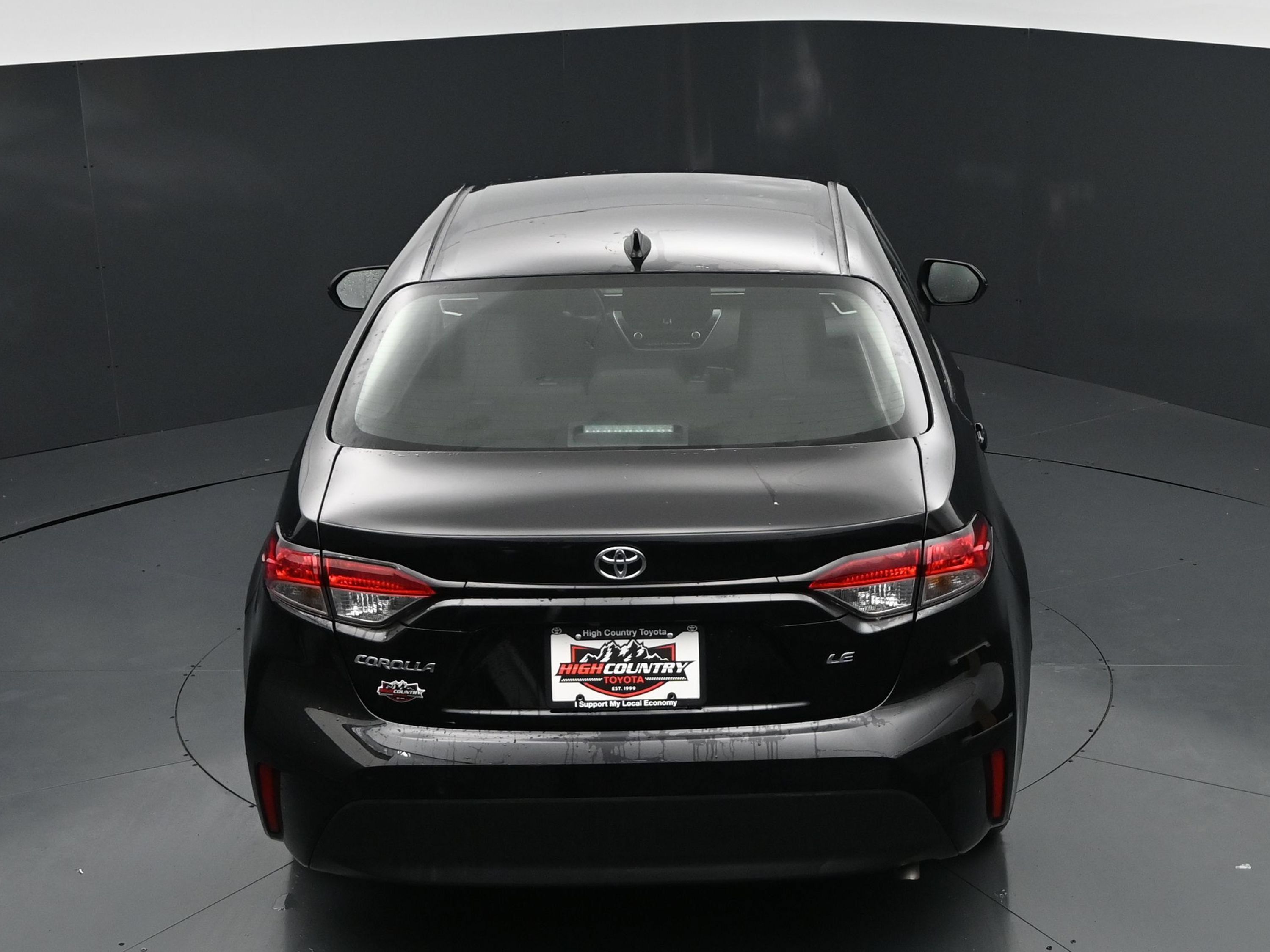 Used 2026 Toyota Corolla LE FWD image 31