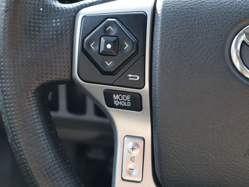 Used 2014 Toyota Tacoma PreRunner w/ SR5 Package image 25