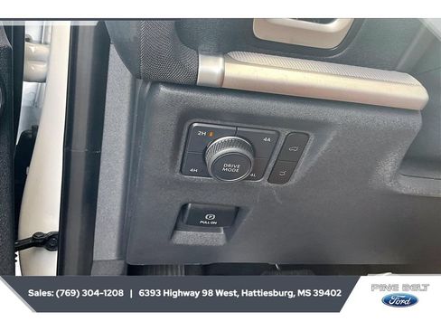 Used 2025 Ford Expedition Max Active AWD/4WD image 22