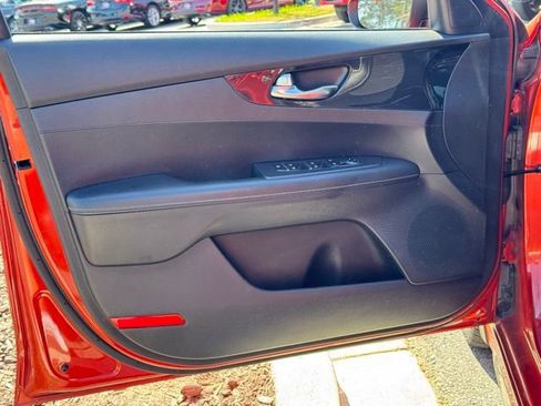 Used 2021 Kia Forte GT-Line FWD image 23