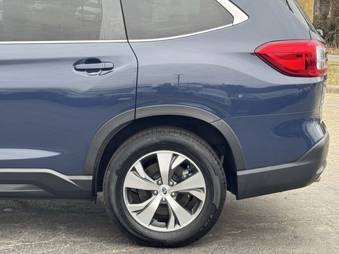 Used 2024 Subaru Ascent Premium w/ Convenience Package image 39