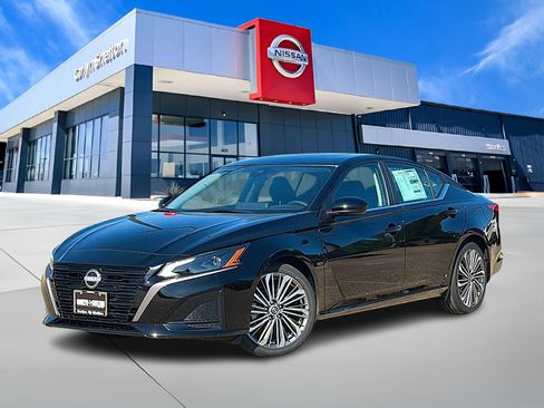 New 2026 Nissan Altima 2.5 SV w/ SV Premium Package FWD image 1