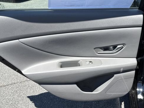 New 2026 Hyundai Elantra SEL Sport Premium FWD image 21