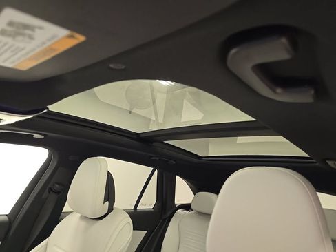 Used 2025 Mercedes-Benz GLC 300 w/ AMG Line image 14