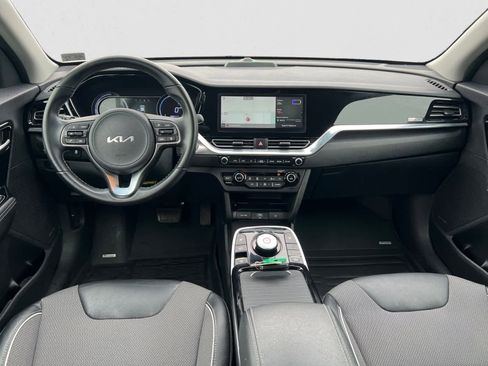 Used 2022 Kia Niro EX FWD image 13