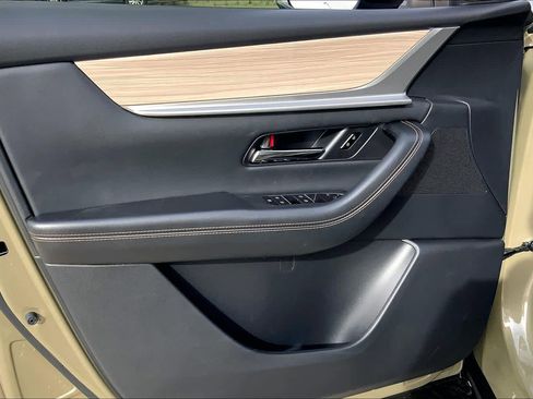 New 2026 MAZDA CX-70 3.3 Turbo w/ Preferred Package image 10