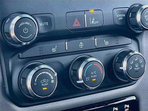 Used 2023 RAM 1500 Big Horn AWD/4WD image 19
